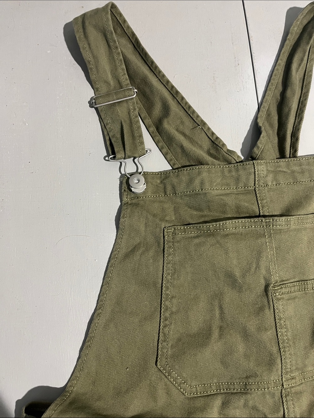No Boundaries Olive Green Short Overalls - Picture 3 of 14